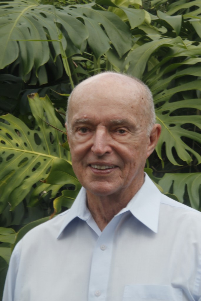 Dr. Lambeth Named 2015 Physician of the Year Big Island Now