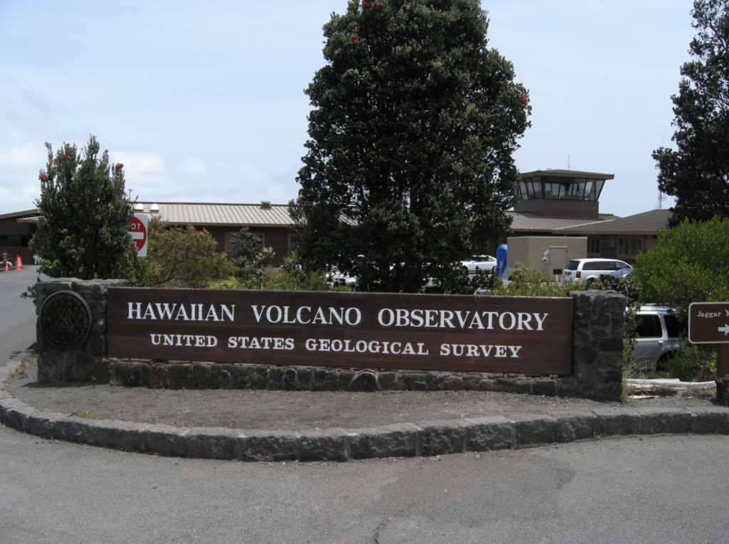 VIDEO: Hawaiian Volcano Observatory Will Remain on Hawai‘i Island : Big