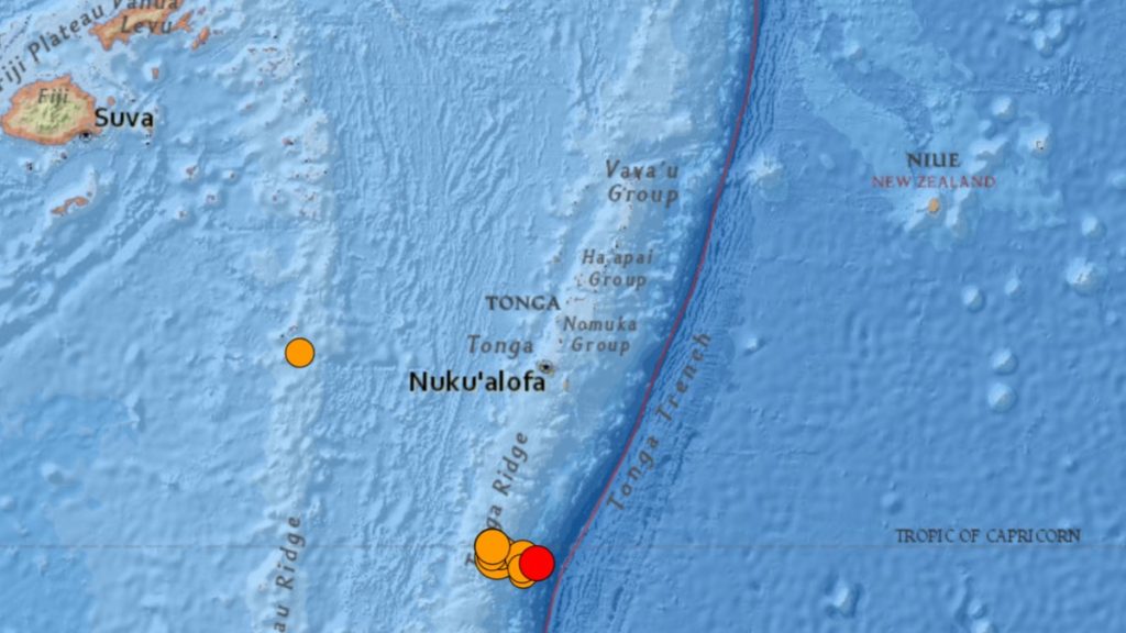 Tsunami threat hawaii now