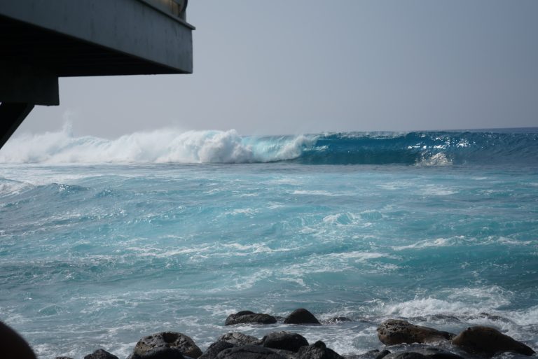 UPDATE: High surf advisory extends through Thursday evening, 4 beach parks in West Hawai‘i to remain closed