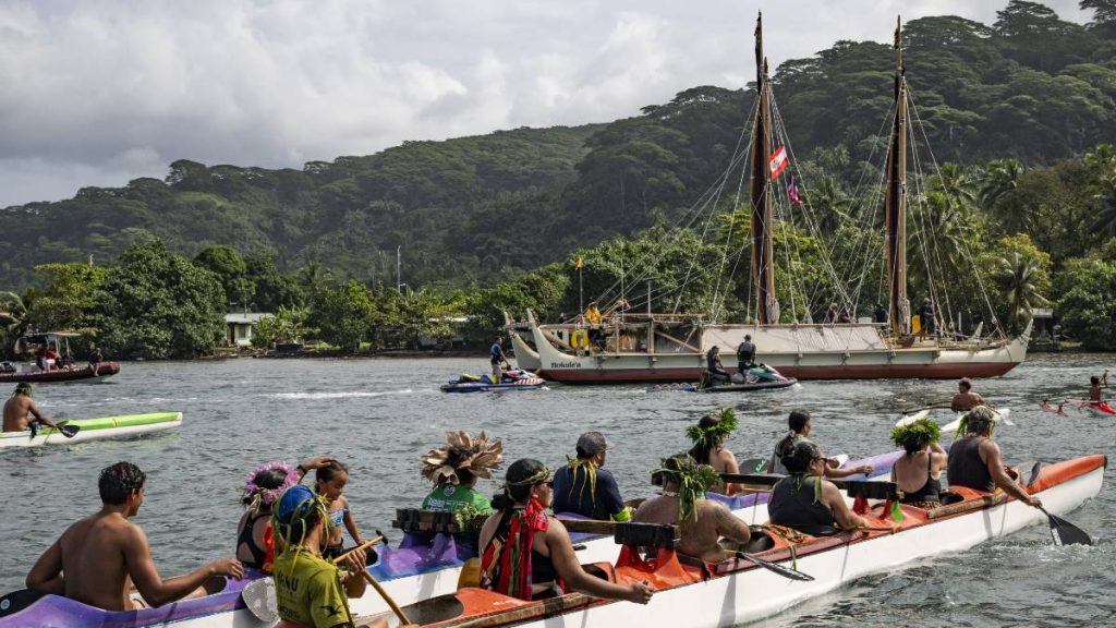 Mataiea stop offers profound reconnection with ʻohana, place for Hōkūleʻa, Hikianalia crews
