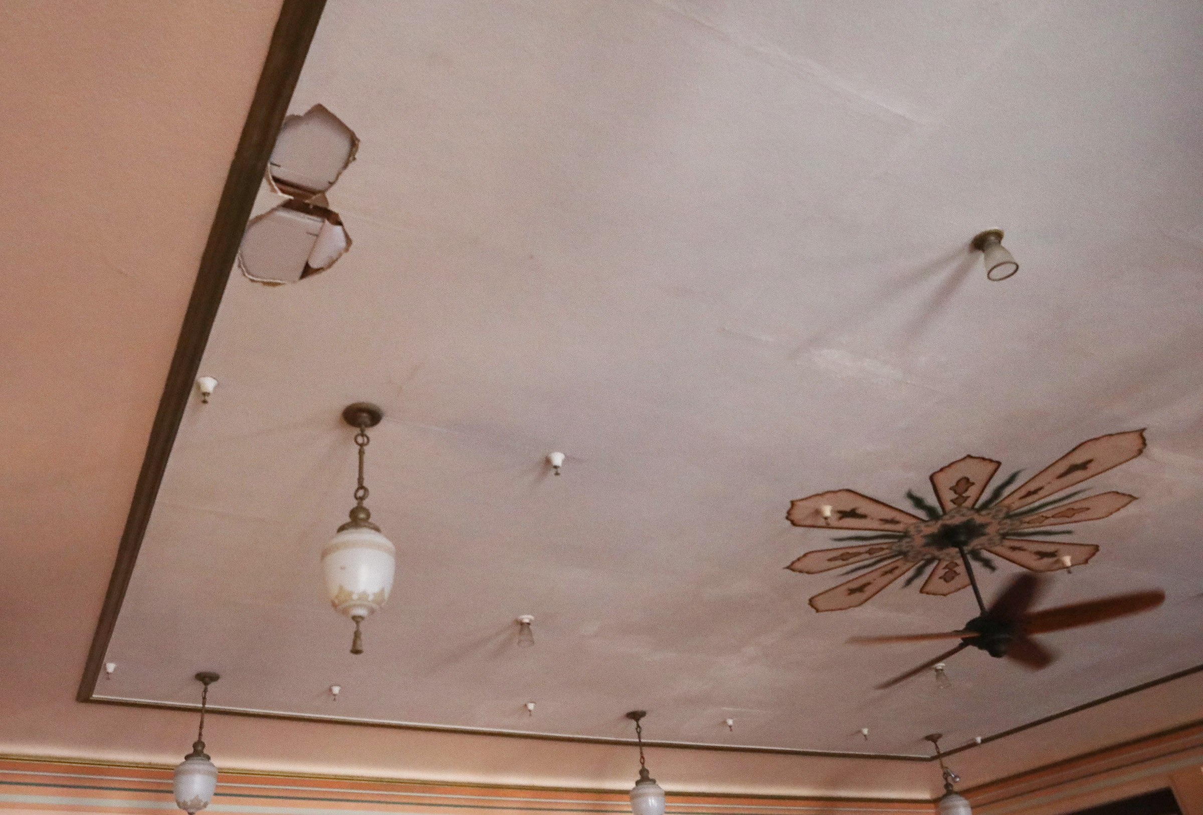 Nearing Its 100 Year Anniversary The Hilo Palace Theater Raises Funds Palacetheater 01