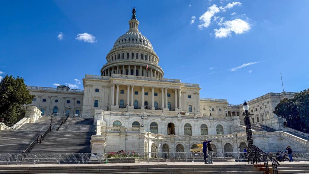 Breaking News: Federal government shutdown ends after record 43 days
