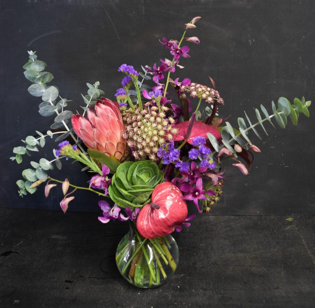 A special Valentine's Day arrangement from Grace Flowers Hawaiʻi. (Courtesy of Grace Flowers Hawaiʻi)