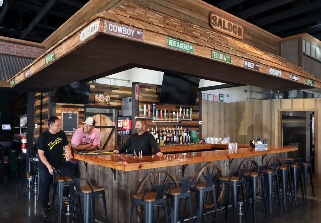 Business Monday: 3 local braddahs opening Big Island’s first country sports bar