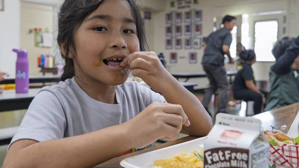Public schools advance farm-to-school effort with new small farm partnerships