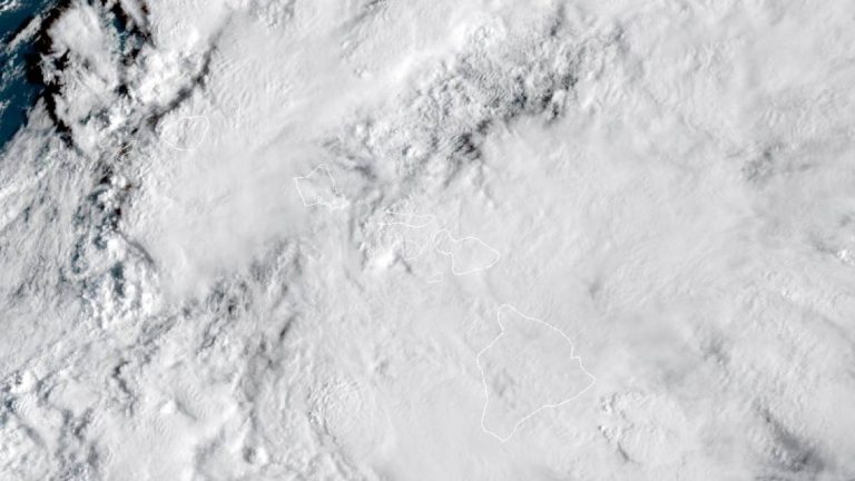 UPDATE: Flood watch extended for Big Island; special marine warning also issued for some island waters