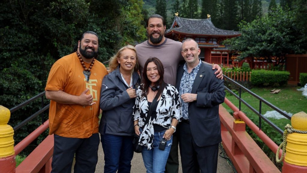 The Netflix feature “Protecting Jared” brings together Hawaiʻi’s Jason Momoa and Andy Samberg for an action-comedy currently filming on Oʻahu. (Photo Credit: Office of the Governor)