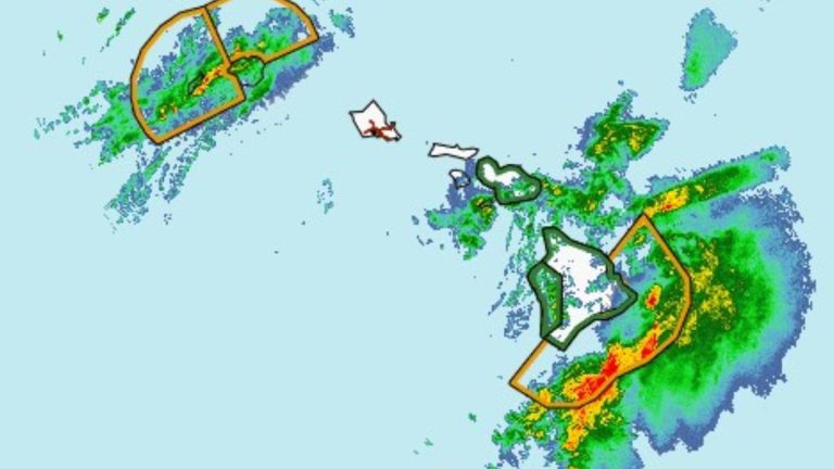 What you need to know about the kona low Sunday on Big Island: Several roads remain shuttered; flash flood warning extended