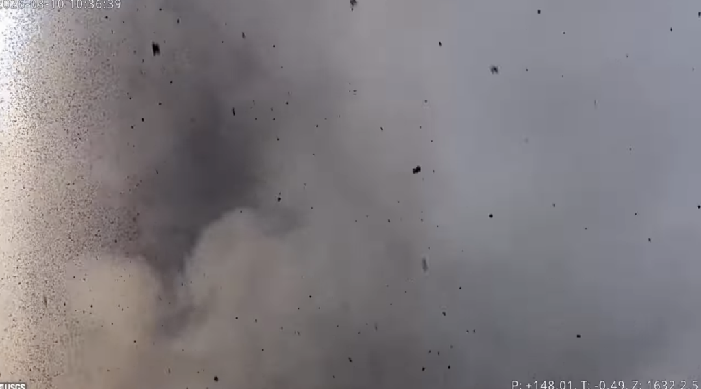 UPDATE: Ashfall advisory upgraded to warning, portion of Highway 11 closed due to latest Kīlauea eruption