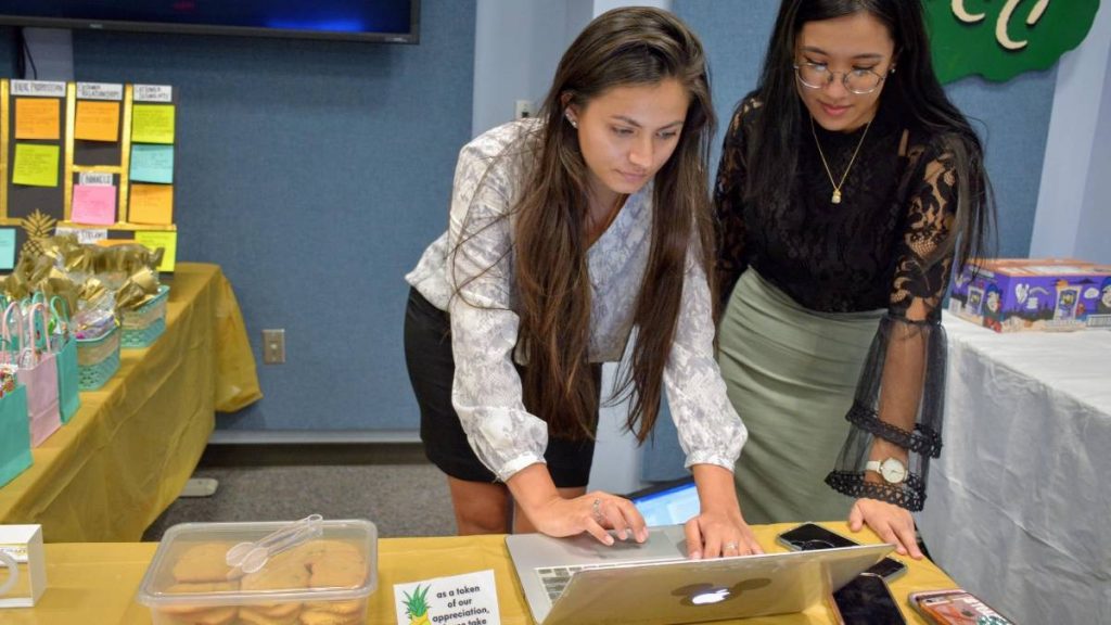 Donʻt get hooked: University of Hawaiʻi Maui College presents real-life phishing stories