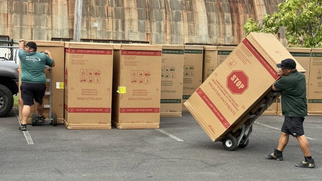 Hawaiʻi Energy distributes 182 energy-efficient appliances to Big Island households