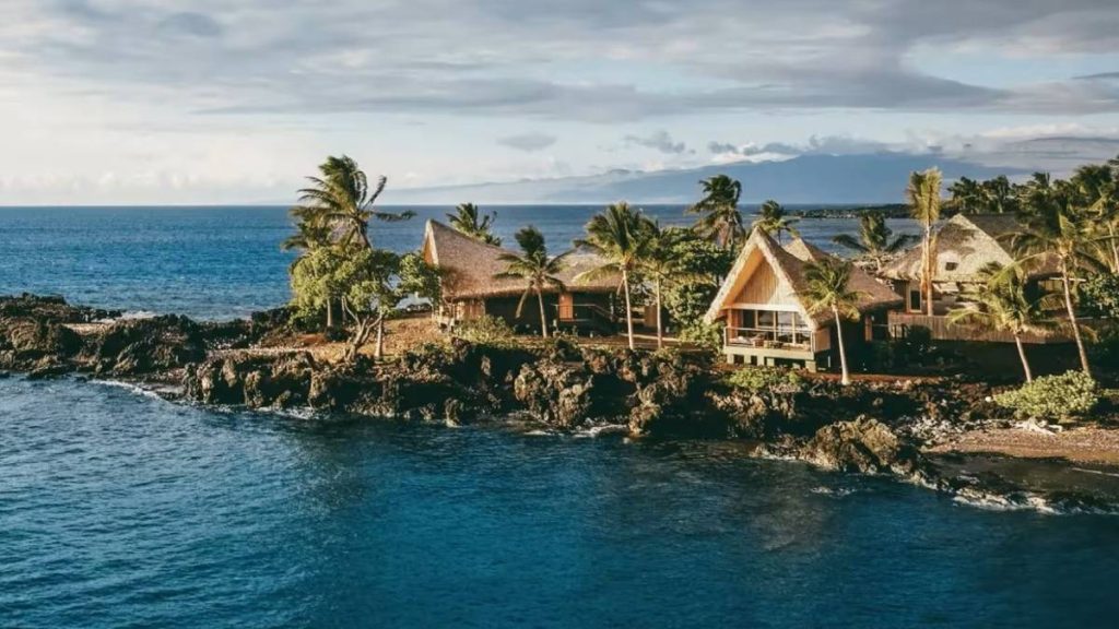 Business briefs for May 4: Hannemann retiring, elevated island dining, Rome flight and A Day at the Beach