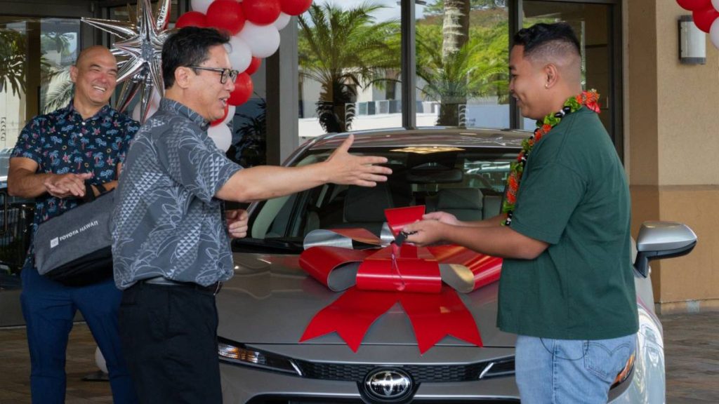 Toyota Hawai%ca%bbi Awards Free 2026 Corolla To O%ca%bbahu Student