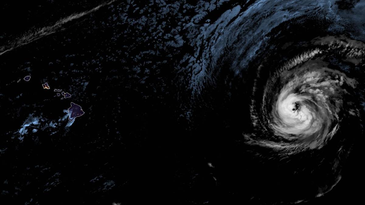 Hurricane Fausto Sunday update: Confidence increasing that strongest winds, heaviest rainfall from Fausto will stay north of Hawai‘i