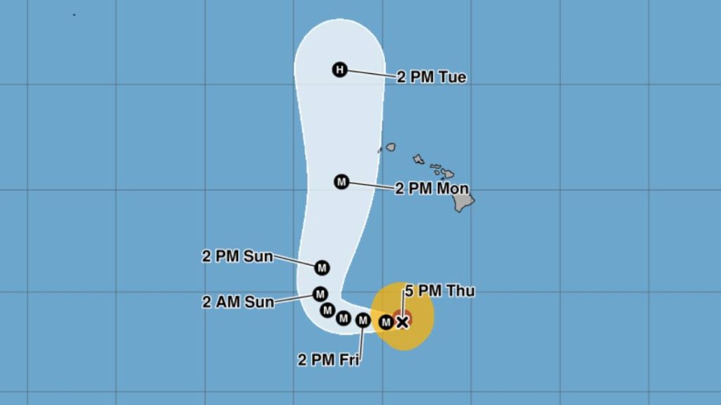 Lowell forecast to be west of Niʻihau by Monday afternoon, bringing possible hurricane force winds to Kauaʻi County
