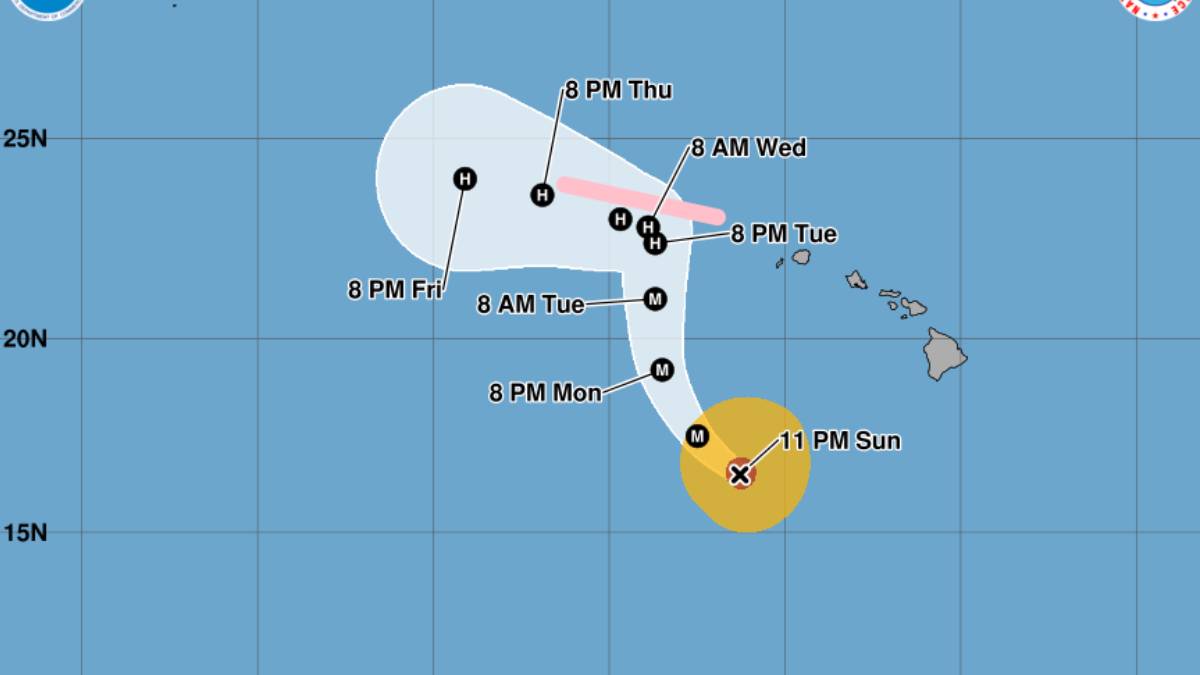 Hurricane Nolo strengthens to a Category 4 as it moves toward Papahanaumokuakea
