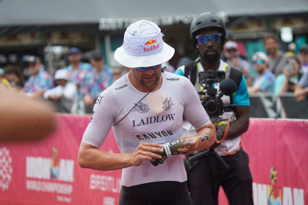 The United Kingdom's Sam Laidlow, the 2023 Ironman World Champion, finished the bike in second place and was getting ready to start the 26.2-mile run on Oct. 10, 2026. (Tiffany DeMasters/Big Island Now)