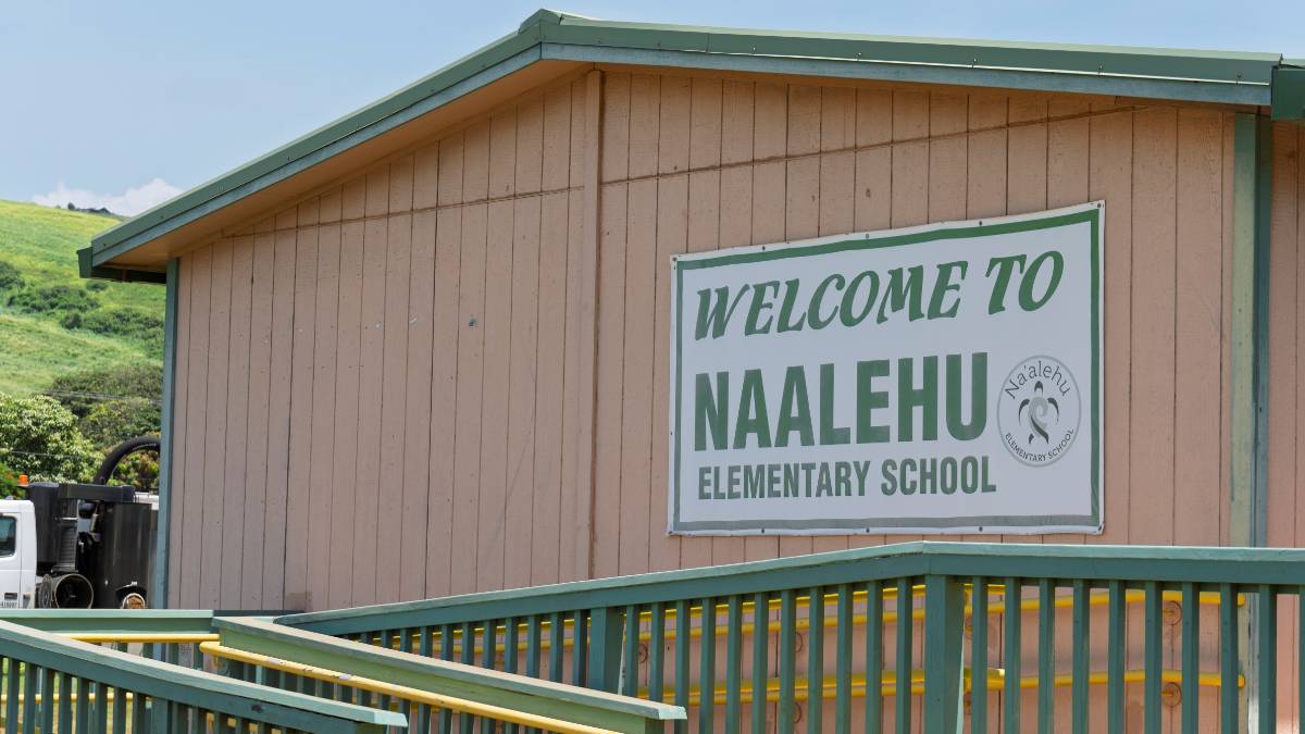 Back to school: Nāʻālehu Elementary campus to reopen next week
