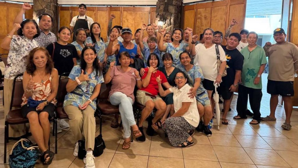 Royal Kona Resort workers ratify new contract