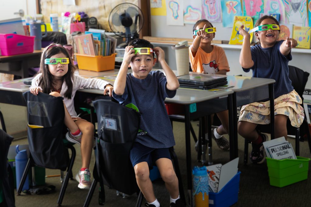 Waiākeawaena Elementary School students participated in "ʻIkuwā Journey Through the Universe" Week. (Photo courtesy: NOIRLab/NSF/AURA/J. Pollard)