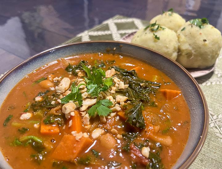 Two University of Hawaiʻi at Hilo students created a two-week menu for a Mars astronaut crew that included peanut stew. (Photo Courtesy: UH Hilo)